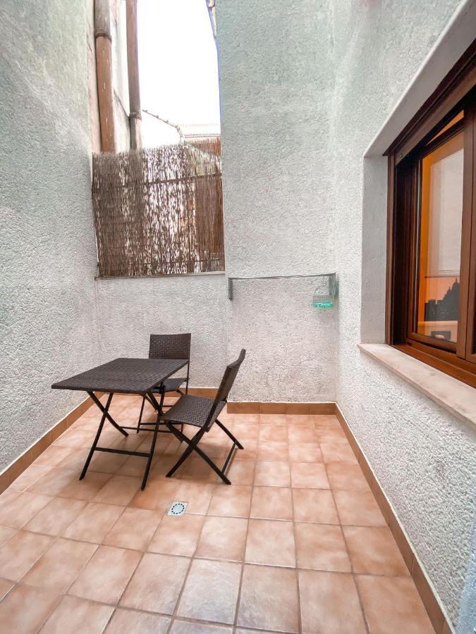 Apartamentos Turisticos Граус Екстериор снимка