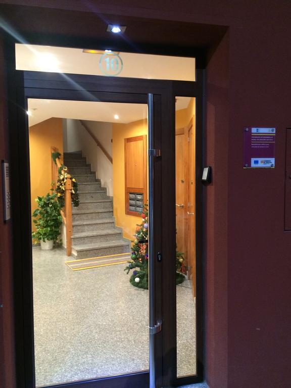 Apartamentos Turisticos Граус Стая снимка