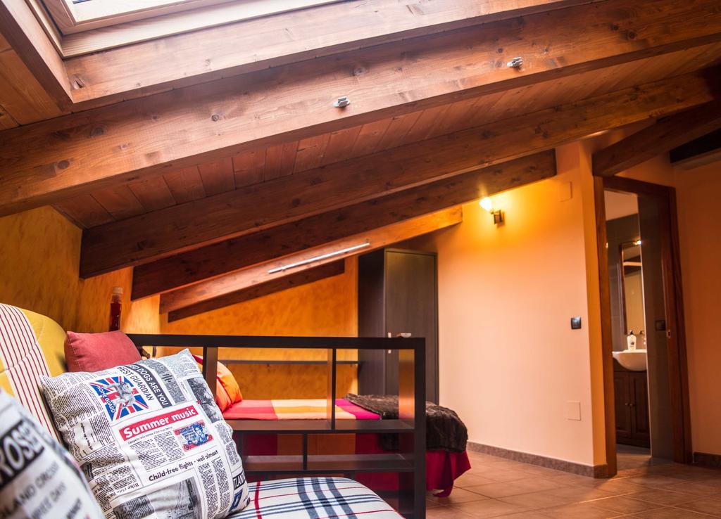 Apartamentos Turisticos Граус Екстериор снимка